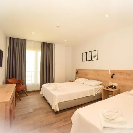 Porta Trakis Hotel 3*